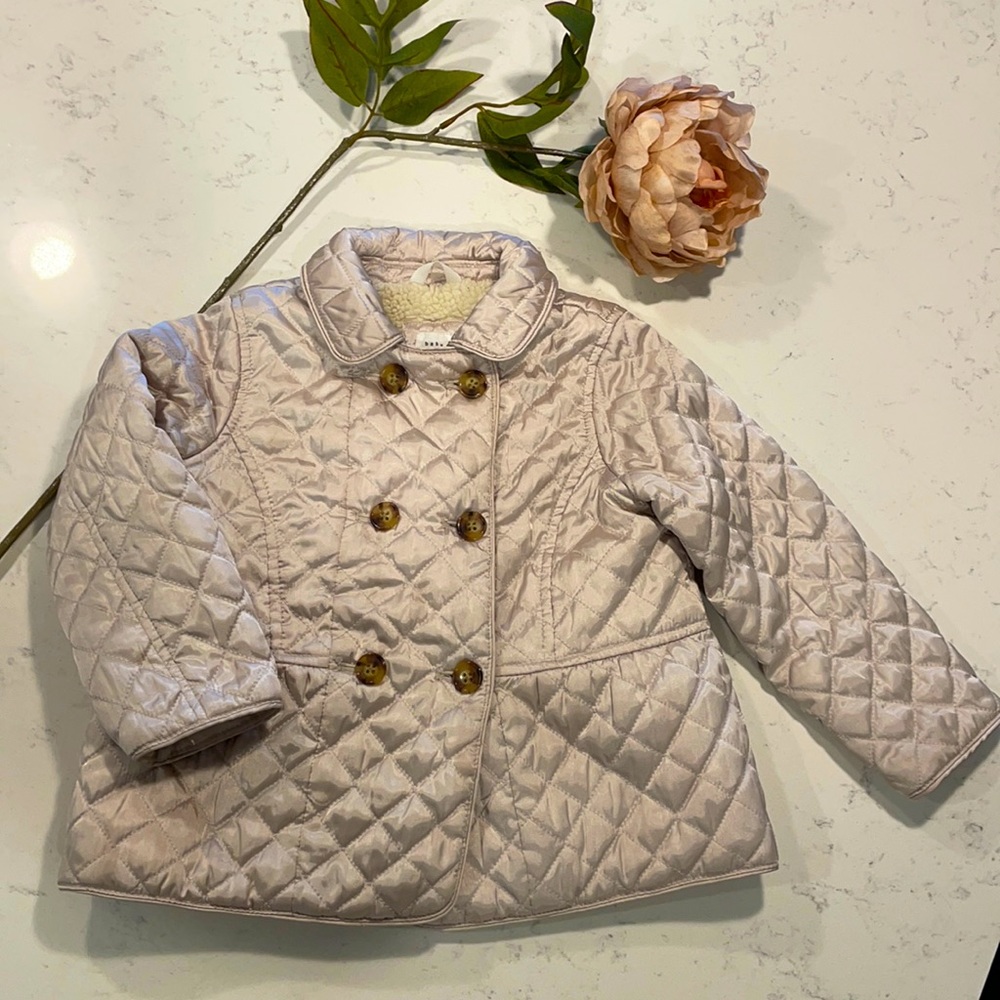 GAP gold, fleece-lined, quilted jacket - size 4